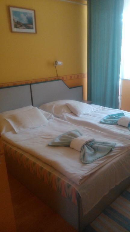 Hotel Dombóvár 객실 사진